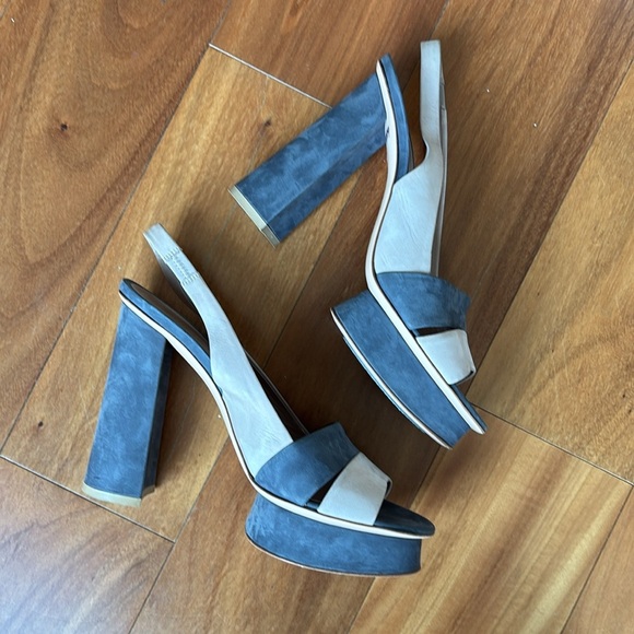 NWOT Gianvito Rossi heels - Picture 5 of 12